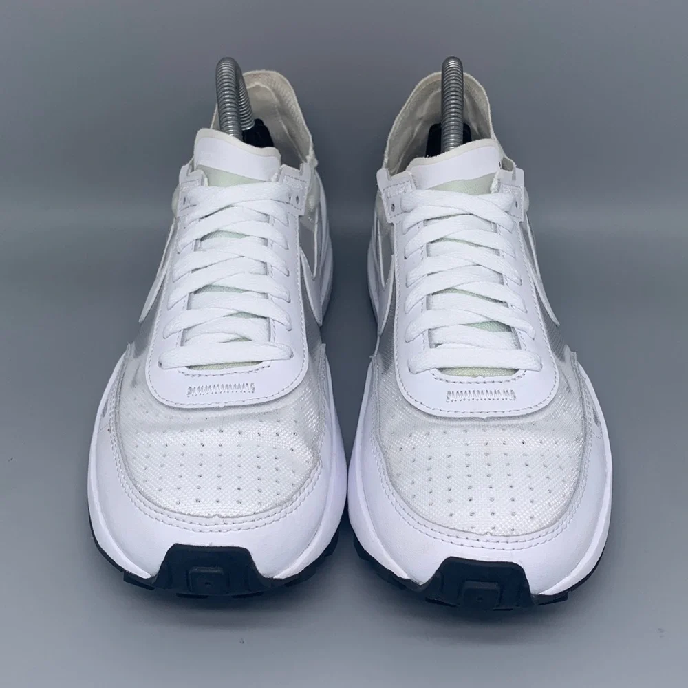 Nike Waffle One White Running Shoes DC2533‑103 Women’s Sz‎ 9